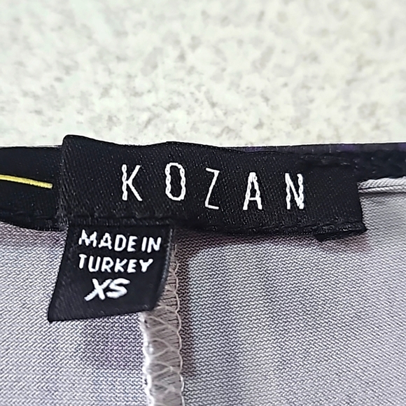 Kozan Women's Striped Abstract Oversized Tunic Top, XS - Picture 3 of 7